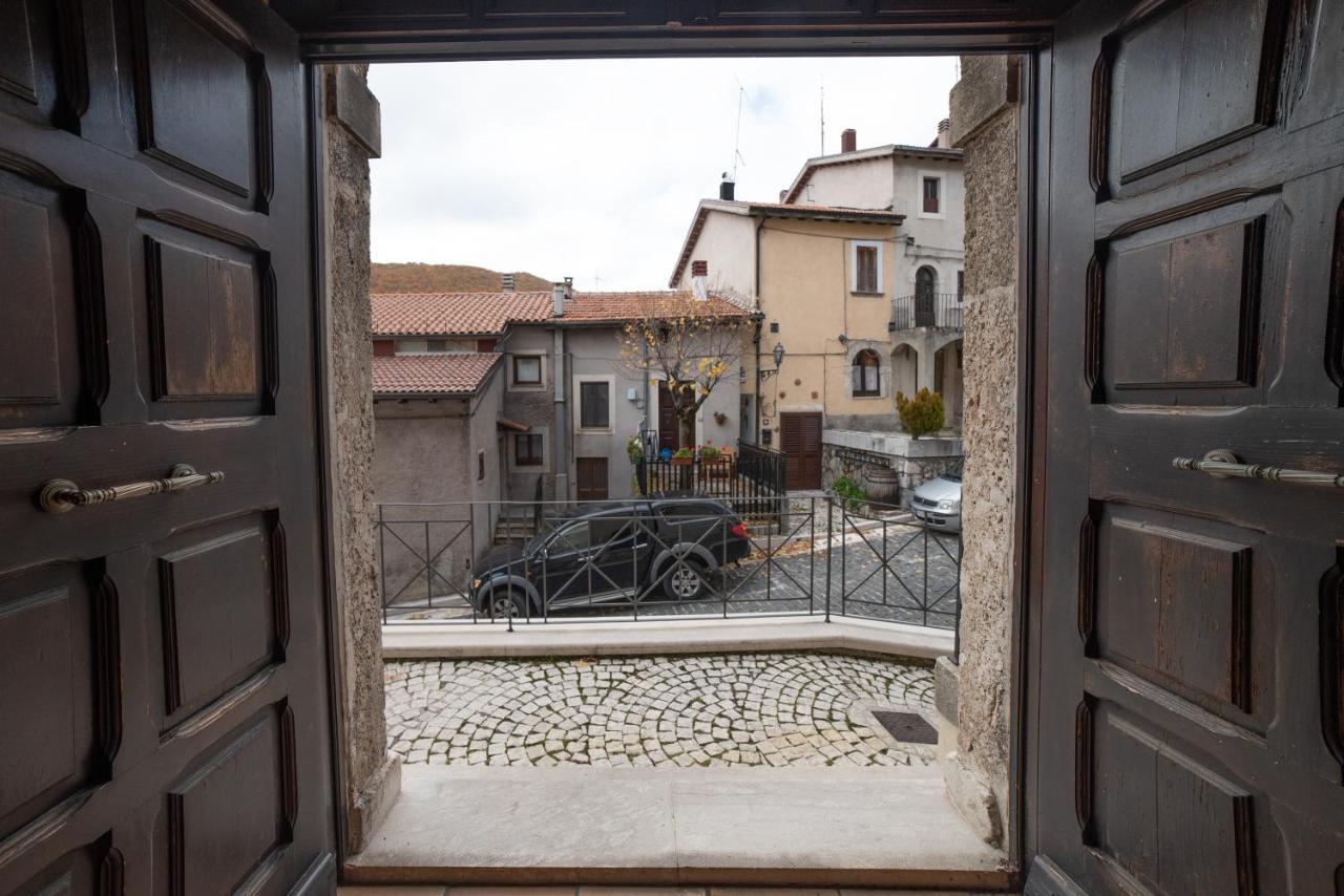 Dimora Fresilia Casa Vacanze Opi Exterior photo