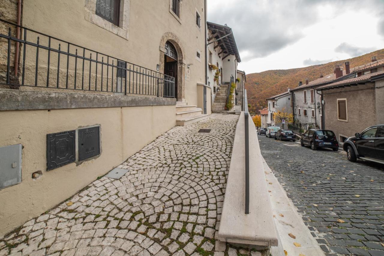 Dimora Fresilia Casa Vacanze Opi Exterior photo